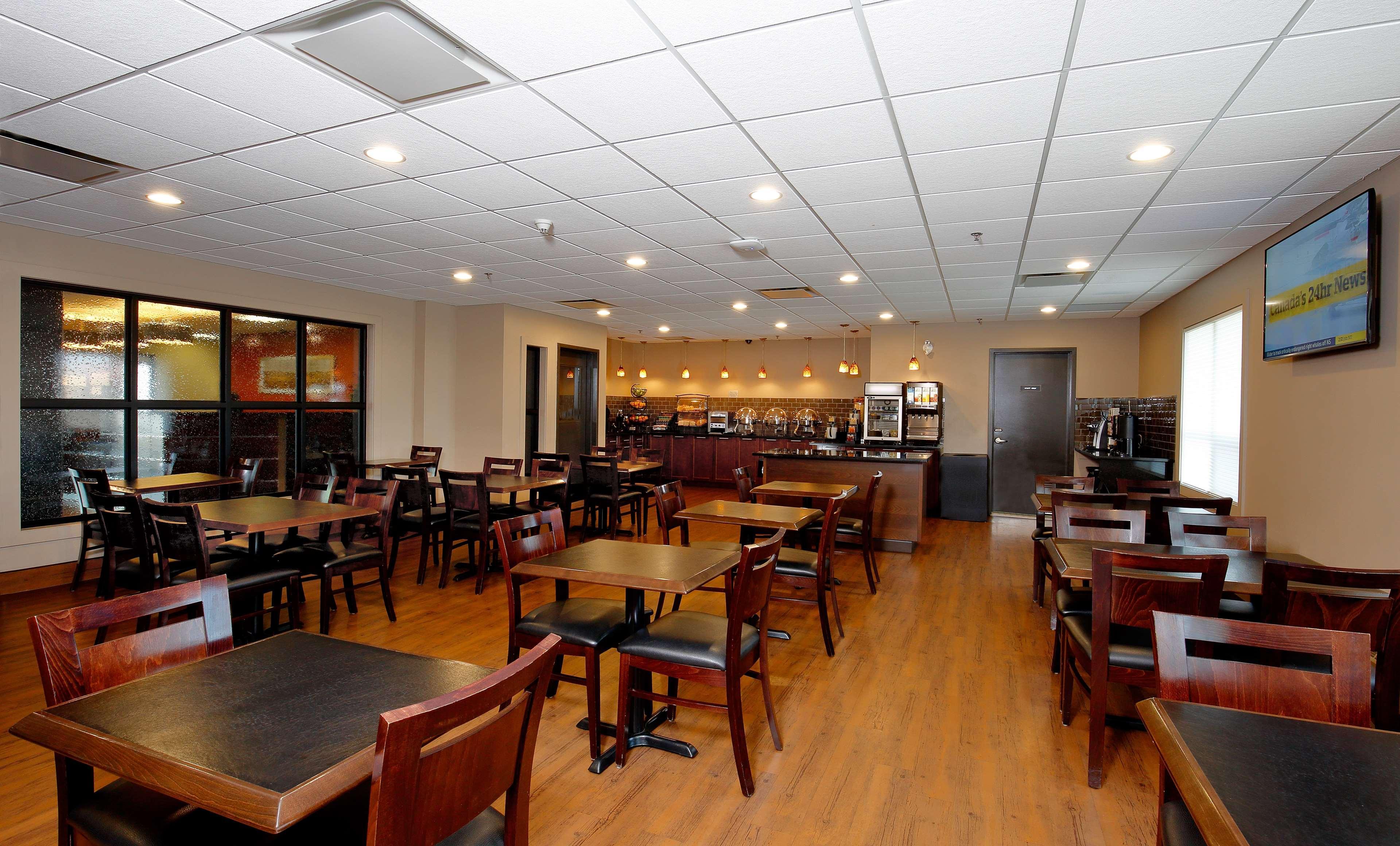 Best Western Blairmore Saskatoon Bagian luar foto