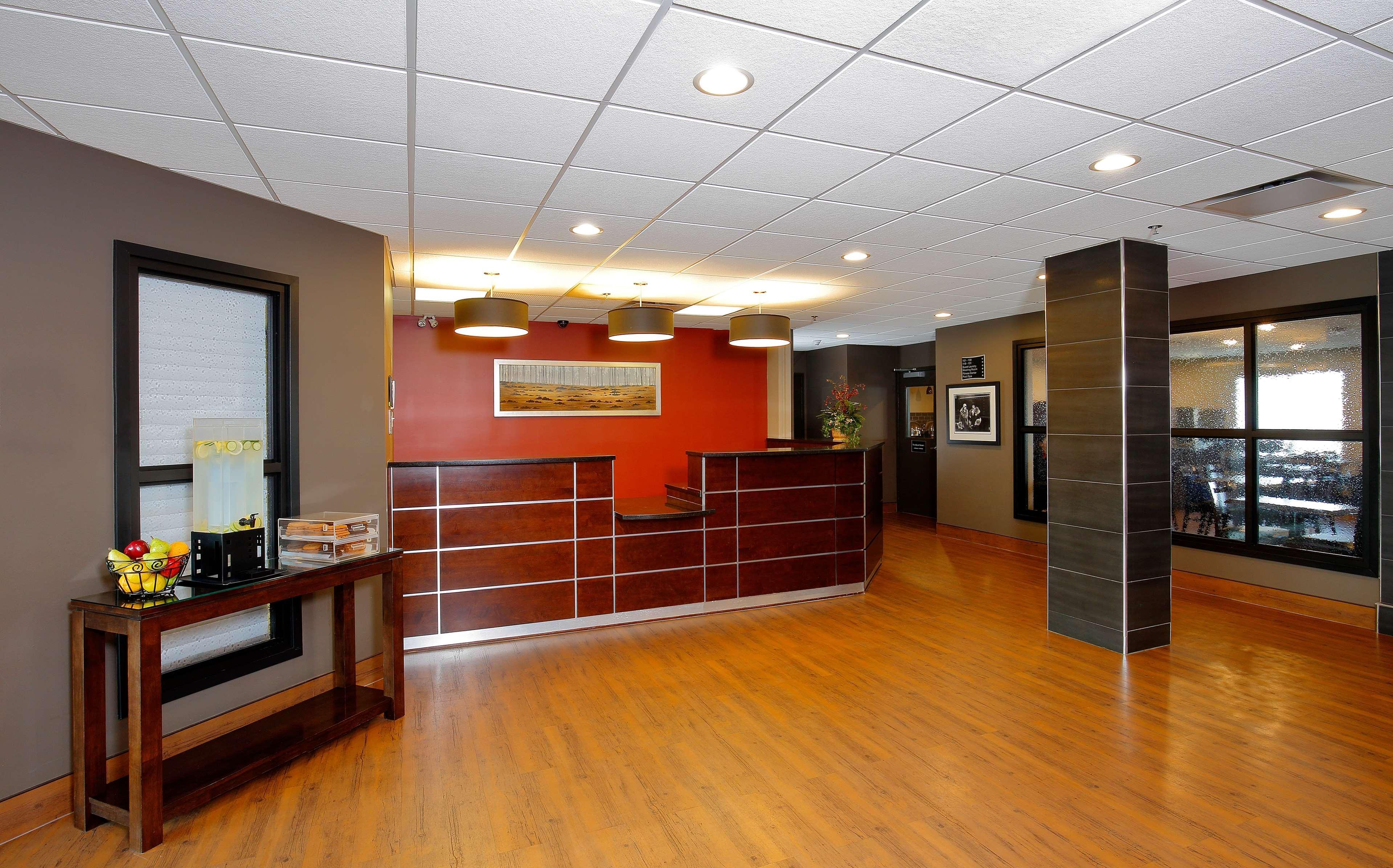 Best Western Blairmore Saskatoon Bagian luar foto