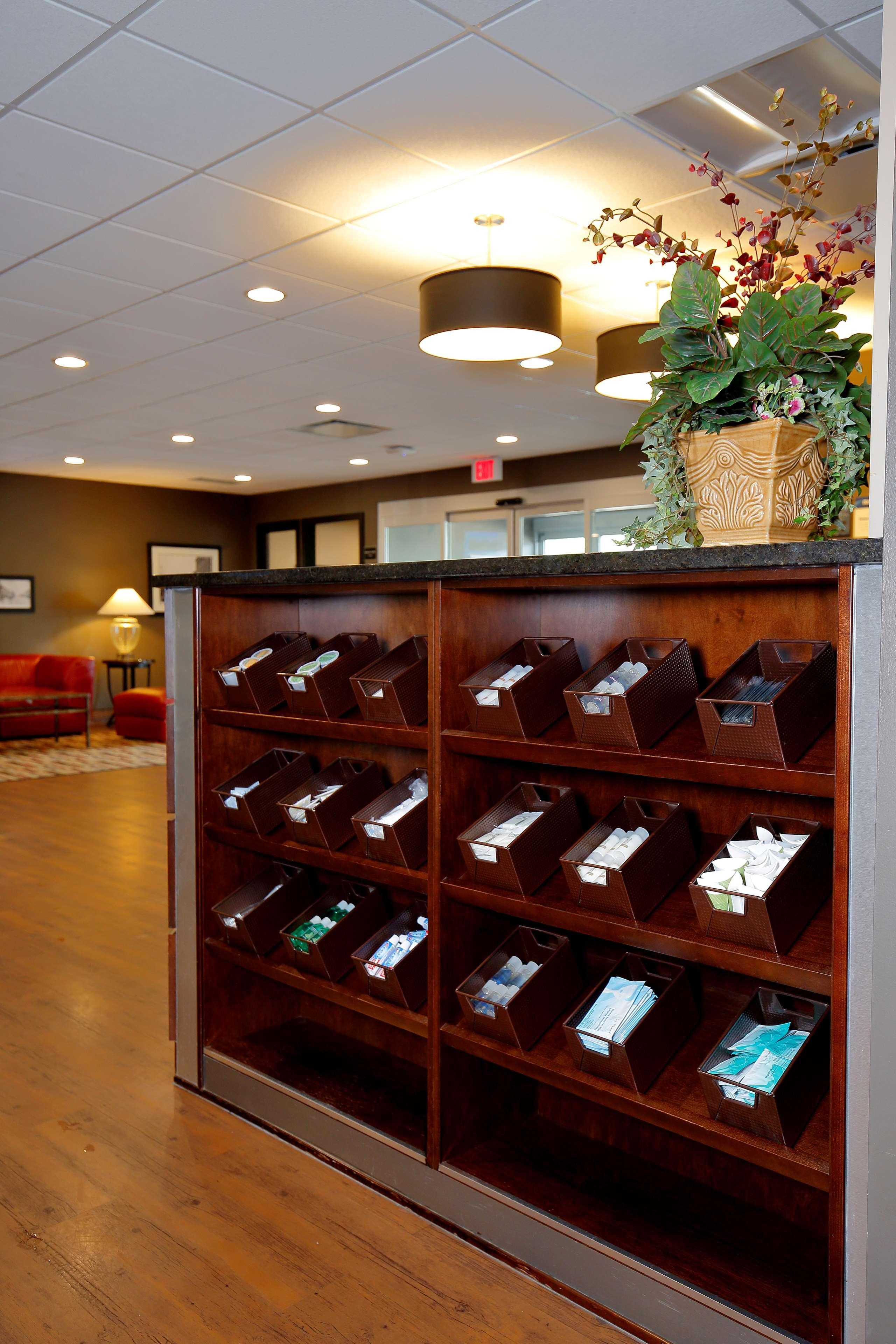 Best Western Blairmore Saskatoon Bagian luar foto