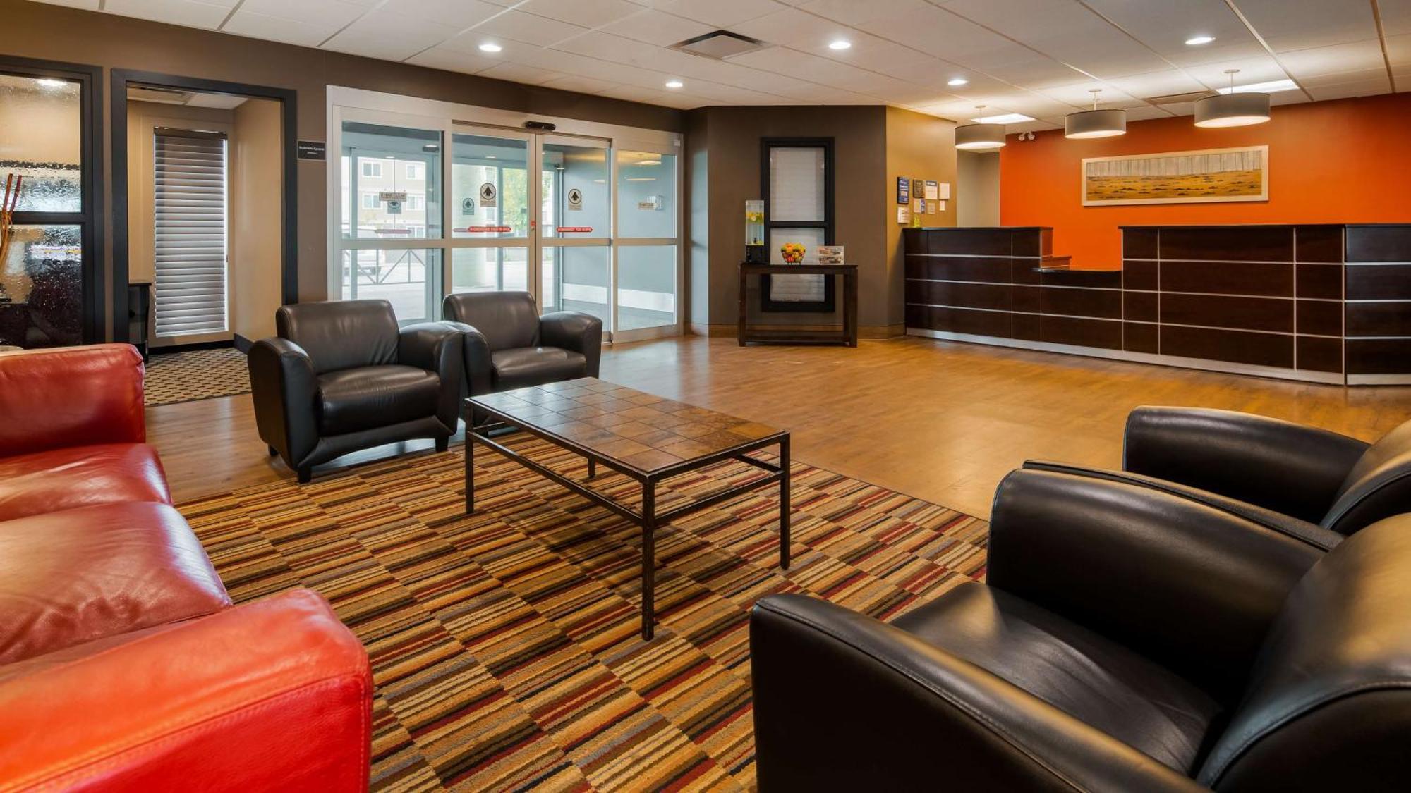 Best Western Blairmore Saskatoon Bagian luar foto