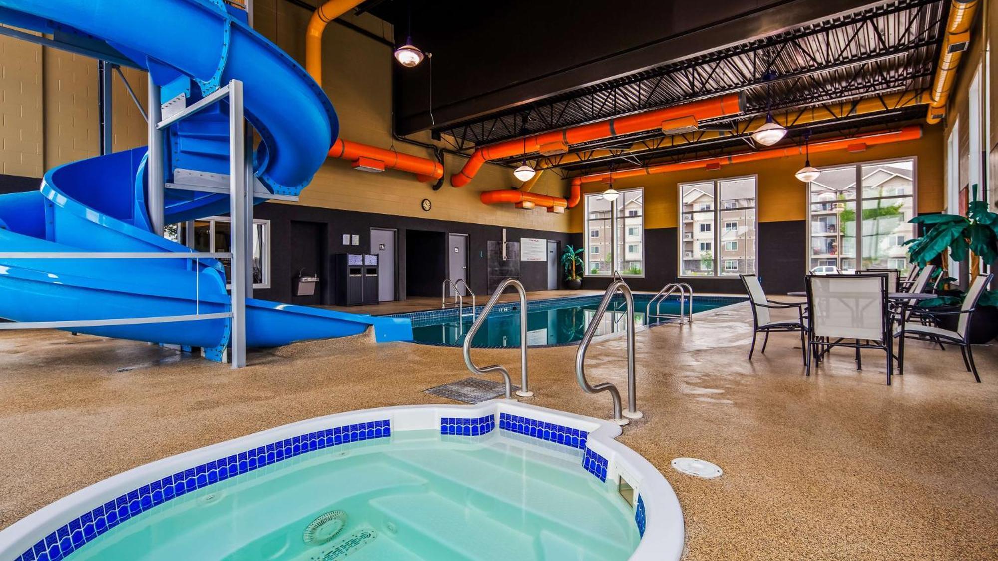 Best Western Blairmore Saskatoon Bagian luar foto