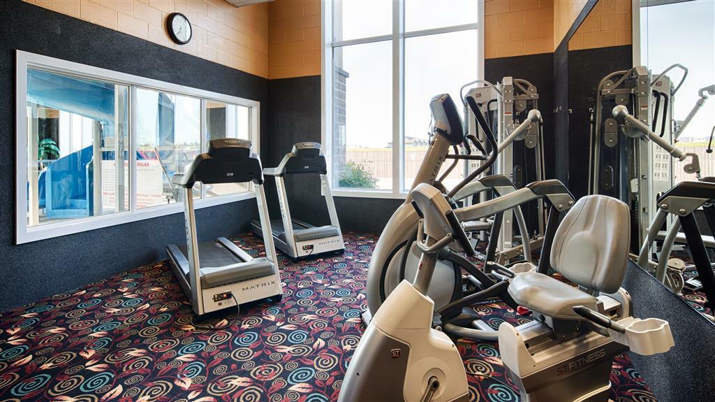 Best Western Blairmore Saskatoon Bagian luar foto